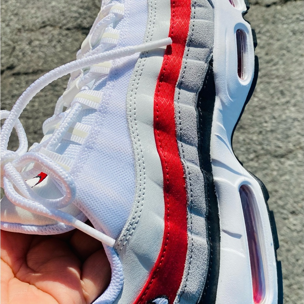 🔥NIKE AIR MAX 95🔥 - Picture 2 of 11